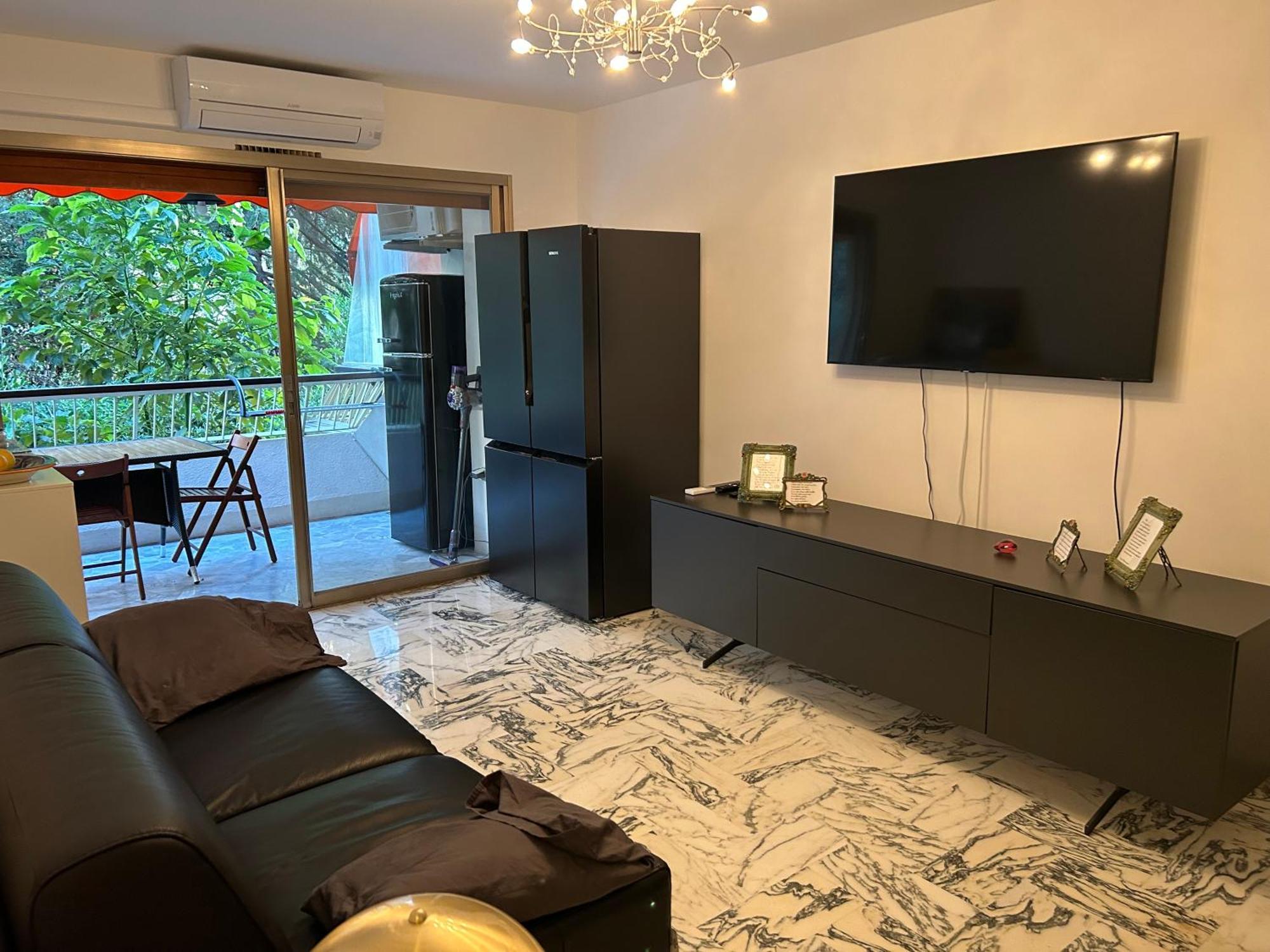 T2 Bord De Appartement *